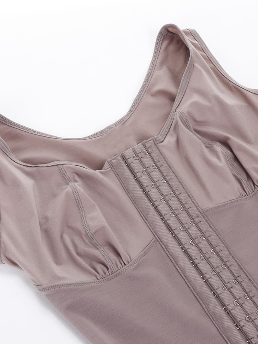 Ultimate Stretch Nude Hooks shaping girdles without crotch and without padding, available in plus size.