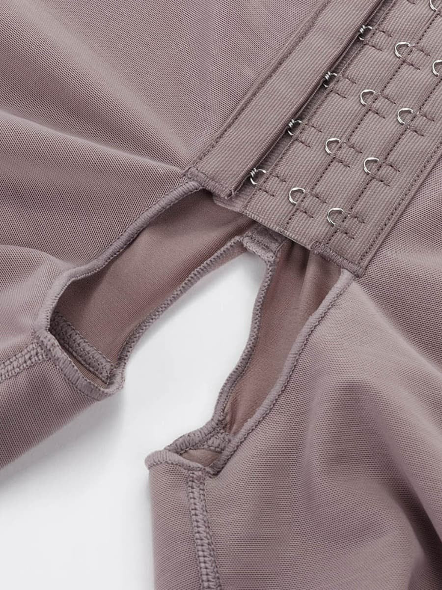 Ultimate Stretch Nude Hooks shaping girdles without crotch and without padding, available in plus size.